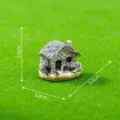 Miniatur Harz Haus Figur, süßes Mikro Landschaften Zubehör für Tischdekoration Bastelei. - Nr.4-Grau