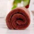 Toalla de microfibra marron para secar el cabello, suave y absorbente para salon y uso diario. - Marrón
