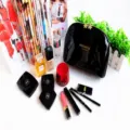 Schwarze Lackleder Kosmetiktasche Reise tragbare wasserdichte Aufbewahrung Tasche Frauen. - L / Schwarz