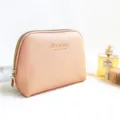 Einfarbige PU-Leder Kosmetiktasche mit Reißverschluss, ideal für die tägliche Make-up-Aufbewahrung. - Fuchsia