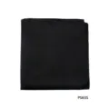 Detailweergave van de zwarte pochette, gladde stofstructuur, elegante herenaccessoire. - Zwart(PS63S)