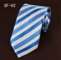 Blauw en wit gestreepte herenstropdas voor zakelijk gebruik van zacht polyester. - SF-H2