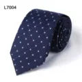 Klassische dunkelblaue Herrenkrawatte mit Punkten, 7 cm Business Polyester Krawatte. - L7004