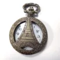 Orologio da tasca vintage in bronzo con design torre Eiffel e numeri del quadrante. - Torre Eiffel Bronzo