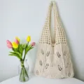 Beige Strick Hohl-Tote-Bag Detail, stilvolle gewebte Umhängetasche mit Blumenmuster. - Gestrickter Hohlblatt-Stil (z274) / Aprikose