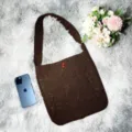 Braune Strick-Umhängetasche mit Knopfverschluss, vintage Stil Alltagstasche Beutel. - Kaffeebraun