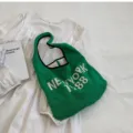 Grüne Strick Umhängetasche Vintage Buchstabe gewebte Handtasche lässige Tasche für Damen - Grün