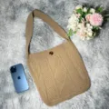 Gestreickte Umhängetasche, Zopfmuster Shopper Bag, lässige Damen Handtasche im Detail. - Khaki