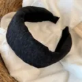 Schwarzer breiter Haarreif für Damen, dicker Stoff Haarschmuck, elegantes einfarbiges Design. - Schwarz