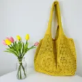 Gelbe gestrickte Mesh-Tragetasche, einfarbige lässige Schultertasche für Frauen im Alltag. - Gelb