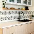 Adhesivo impermeable para azulejos de cocina cenefa floral en blanco y negro decoraci - Estilo CJT17000
