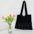 Schwarze Strick-Shopper-Tasche, ausgehöhlte gewebte Schultertasche, Freizeittasche für Damen. - Schwarz