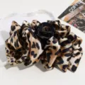 Pinza de pelo grande con estampado de leopardo y lazo de satén accesorio de moda para mujeres - Estampado de Leopardo Caqui
