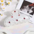 Pinza de pelo blanca con textura de marmol, estrases y corazones rojos para mujer, accesorio. - Diamante Corazón Blanco