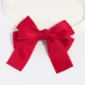 Pinza de pelo con lazo de satén rojo, accesorio elegante para mujeres y niñas estilo diario. - Estilo 3D con borde festoneado / Rojo