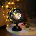 LED creatieve decoratieve wereldbol nachtlampje, metalen bureaulamp voor slaapkamer kantoor. - Vierkleurig Licht / Zwart