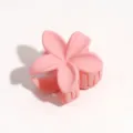 Rosa matte Blumen Haarklammer Detail, süße Bonbonfarbe kleine Haarklammer für süßes Alltagsstyling. - Kleines Rosa