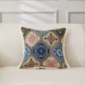 Nahaufnahme des Kissenbezugs im Vintage-Boho-Jacquard-Stil mit Fransen auf dem Sofa. - 45*45cm (Ohne Kern) / Königsblau