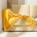 Gele chenille sprei deken met franjes voor bank bed woonkamer gezellig zacht decoratief - Fijne chenille franjes - Gembergeel