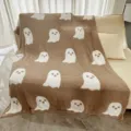 Brown ghost pattern fleece throw blanket, cute winter warm soft flannel bed cover variant. - Lint-Free Ghost Blanket - Khaki / 127x152 cm - 850g