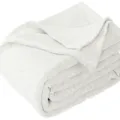 Cozy solid color knitted blanket, soft warm throw for autumn and winter home decor and daily use. - 127*152cm / White