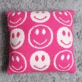 Housse de coussin en jacquard tricoté rose avec joli motif de visage souriant pour canapé. - 45x45cm / Petit coussin smiley - Fuchsia