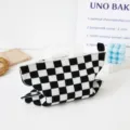 Bolsa de pañuelos de punto con patrón de cuadros en blanco y negro, ideal para decoración. - Tablero de Ajedrez Blanco y Negro