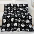 Gemütliche schwarz-weiße Smiley-Gesicht flauschige Decke weiche Sofa-Wohndecke Heimdekor - Schwarz