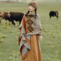 Ethnic style extra large thick shawl women warm cape for travel office blanket outdoor - Elegant Floral Sketch