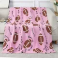 Morbida coperta in ciniglia rosa con stampa di football e schema tattico per divano. - Palla da rugby / Rosa Caffè