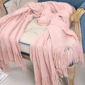 Rosa Strick Wohndecke für Sofa und Bett, weiche Kaschmirimitat Decke mit Fransen Deko. - 170 cm * 127 cm (mit Fransen) / Lotusrosa