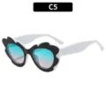 Occhiali da sole moda irregolari con montatura bianca e lenti blu per feste all'aperto. - C5 Montatura Nero Bianco Lenti Blu Rosa