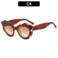 Occhiali da sole irregolari alla moda da donna, lenti sfumate marroni, eyewear chic party. - C4 Montatura Tè Lenti Doppio Tè