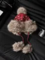 Winter ethnisch Jacquard Uschanka Mütze mit warmem Plüsch Pelz Ohrenklappen und Bommel. - Rot