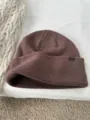 Braune unifarbene Strickmuetze, weiche Wollmischung, warme doppellagige Slouch-Wintermuetze. - M (56-58cm) / Kühles Braun-Kaffee
