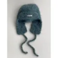 Flauschige Mohair Strick Pilotenmütze mit Ohrenklappen und geflochtenen Bändern für Winter. - Grau