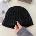 Koreanischer hohler Wollstrick-Beanie-Hut für Damen, Herbstmode Retro Slouchy Wintermütze. - Einheitsgröße / Schwarz