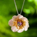 Collana con Pendente Fiore in Argento Sterling 925 con Gemma Viola e Stami Placcati in Oro - Argento 925 / Solo Ciondolo (Senza Catena) / Fiore Argento Nucleo Oro Pietra Viola