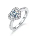 Atemberaubender herzförmiger Moissanit Ring aus 925er Sterlingsilber mit funkelnden Zirkonen. - HK 15 / US 7 / 2 Karat Stil / Weiß