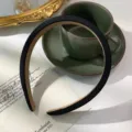 Minimalist black sponge headband, stylish thin hair hoop for daily wear and face washing. - Regular Fit / 1.8cm / Black