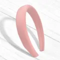 Serre-tête rembourré en satin rose uni pour femme, accessoire cheveux élégant et doux. - Style Rembourré de Couleur Unie / Rose