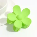 Detalle de pinza de pelo de flor mate verde macaron, bonito accesorio de pelo diario. - Verde Fruta