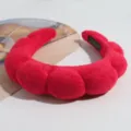Rode pluizige wolk spons haarband brede stoffen haarhoepel voor dames en meisjes styling. - Rood