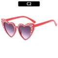 Occhiali da sole per bambini a forma di cuore con strass rossi moda sole brillanti - Montatura Rossa Lente Doppia Grigia (2337) / Rosso