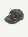 Casquette de baseball plate camouflage avec slogan brodé chapeau de mode décontracté pour femmes - M (56-58cm) / Camouflage