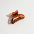 Bernsteinfarbene Herz Haarspange für Damen, süßes Kunstharz Mini Haaraccessoire Alltag. - Herz Halbkreis Leoparden-Haarklammer