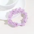 Chouchou en satin violet clair, élastique froncé haute élasticité, attache queue de cheval chic - Gaze violette