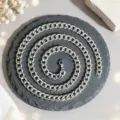 Détail d'un collier chaîne gourmette en acier inoxydable argenté plaqué sous vide. - Chaîne Gourmette Argent (XL2002-25) / 1.8mm x 60cm