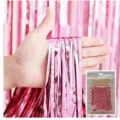 Metallischer rosa Lametta-Vorhang für Party-Hintergründe - 1m x 2m / Hellrosa