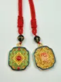 Chinesischer Stil vergoldeter Anhänger Halskette mit rotem Seil und traditionellem Glückszeichen. - Stil 6: Retro-Segen mit roter Kordel